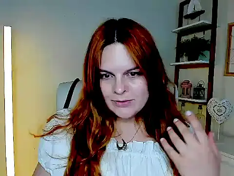 GingerKitten1 online show from July 17, 6:31 am