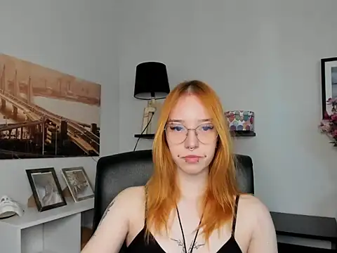 foxSonya online show from May 26, 5:36 am