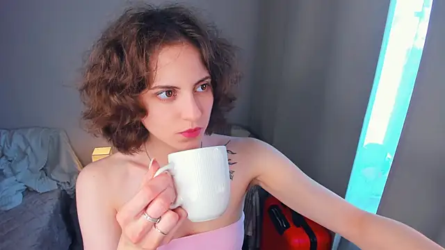 Snapshot of Kimasichka chatting on August 7, 5:53 am Kimasichka online show from August 7, 5:53 am