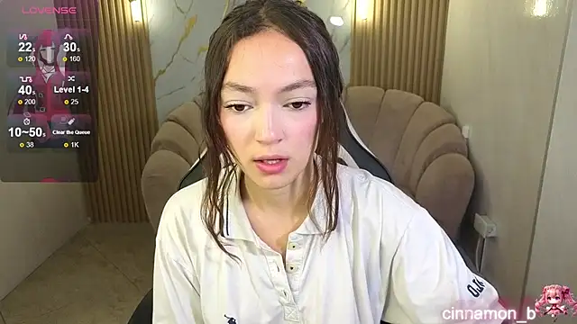 Snapshot of Cinnamon_b chatting on July 14, 7:52 pm Cinnamon b online show from July 14, 7:52 pm