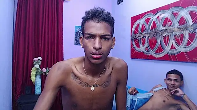 Snapshot of black_twinks chatting on May 29, 1:42 pm black twinks online show from May 29, 1:42 pm