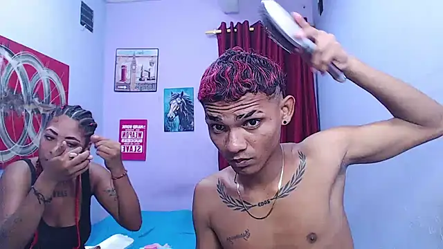 Snapshot of black_twinks chatting on June 19, 6:56 pm black twinks online show from June 19, 6:56 pm