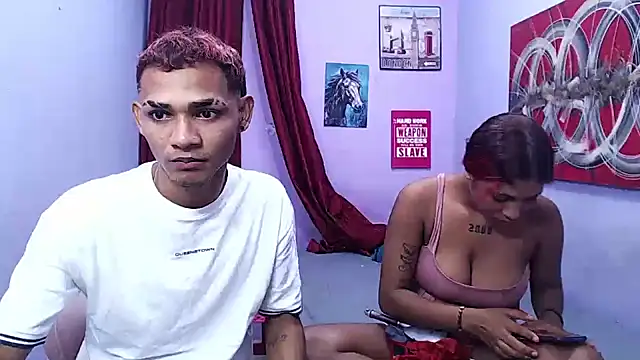 Snapshot of black_twinks chatting on July 14, 3:33 am black twinks online show from July 14, 3:33 am