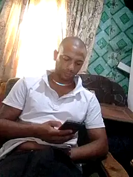 Snapshot of Camodick chatting on February 19, 7:28 am Camodick online show from February 19, 7:28 am