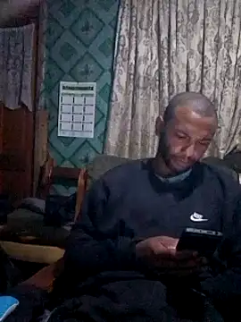 Snapshot of Camodick chatting on February 25, 2:36 am Camodick online show from February 25, 2:36 am