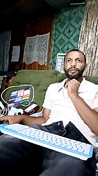 Snapshot of Camodick chatting on March 19, 10:31 pm Camodick online show from March 19, 10:31 pm