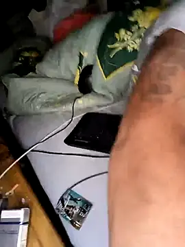 Snapshot of Camodick chatting on November 5, 12:43 am Camodick online show from November 5, 12:43 am