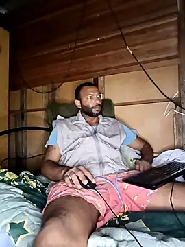 Snapshot of Camodick chatting on November 16, 8:03 pm Camodick online show from November 16, 8:03 pm