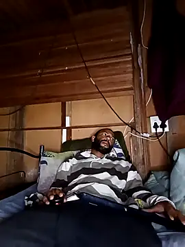 Snapshot of Camodick chatting on November 20, 6:29 pm Camodick online show from November 20, 6:29 pm