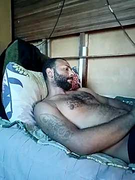 Snapshot of Camodick chatting on November 22, 1:32 pm Camodick online show from November 22, 1:32 pm