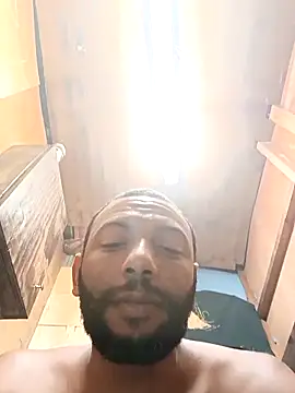 Snapshot of Camodick chatting on November 25, 9:48 pm Camodick online show from November 25, 9:48 pm