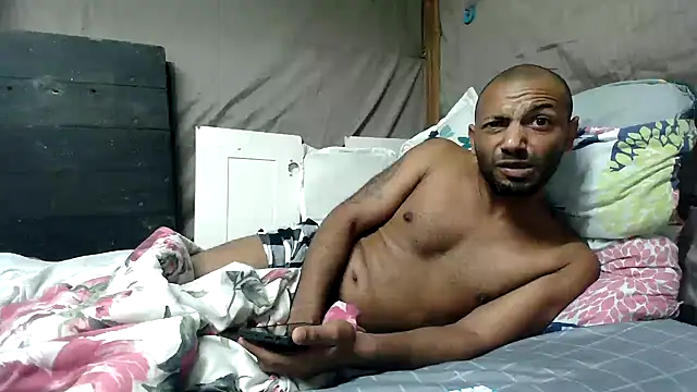 Snapshot of Camodick chatting on May 28, 2:42 am Camodick online show from May 28, 2:42 am