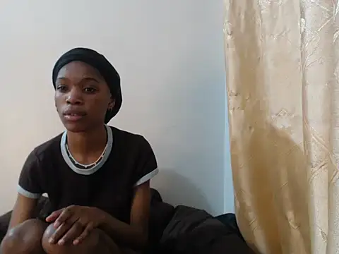 Snapshot of PetiteBarbie_05 chatting on July 6, 3:03 pm PetiteBarbie 05 online show from July 6, 3:03 pm