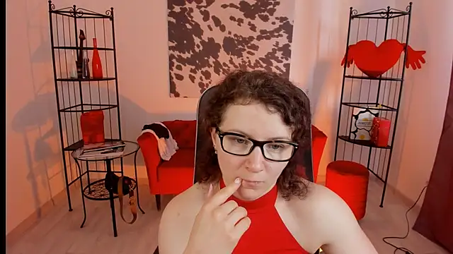 Snapshot of AureliaGleam chatting on July 5, 8:10 am AureliaGleam online show from July 5, 8:10 am