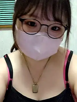 Snapshot of ao_chan_o0 chatting on July 22, 1:03 pm ao chan o0 online show from July 22, 1:03 pm