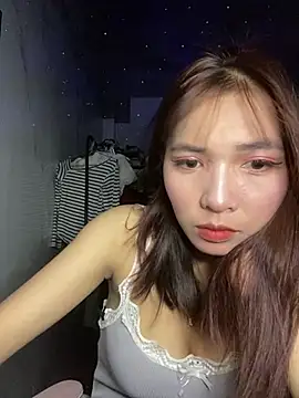 Snapshot of Analxx-x chatting on June 19, 4:11 pm Analxx-x online show from June 19, 4:11 pm