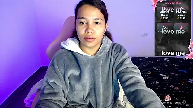 Snapshot of sexydiabliita chatting on June 6, 11:26 am sexydiabliita online show from June 6, 11:26 am
