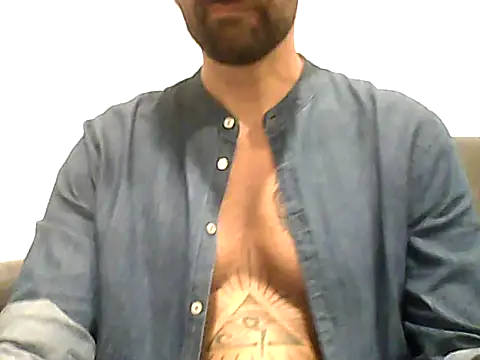 Alessandromagno8 online show from May 11, 4:04 pm