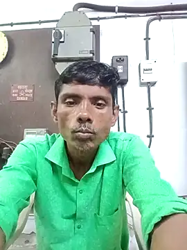 Snapshot of Hot-Parinda200 chatting on May 21, 5:47 am Hot-Parinda200 online show from May 21, 5:47 am