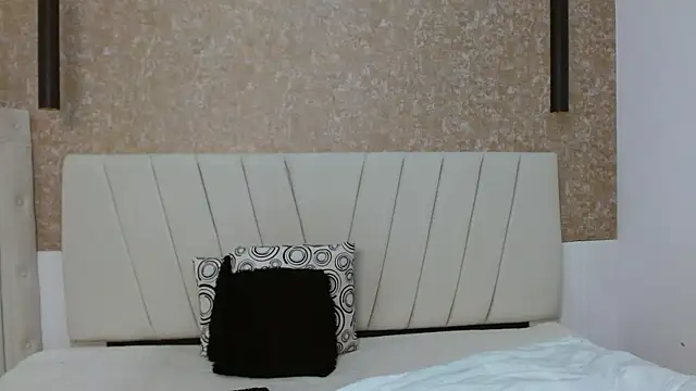 Snapshot of AliceSmity__ chatting on July 25, 12:03 pm AliceSmity online show from July 25, 12:03 pm