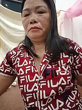 Snapshot of -Lytina- chatting on July 2, 10:05 pm -Lytina- online show from July 2, 10:05 pm
