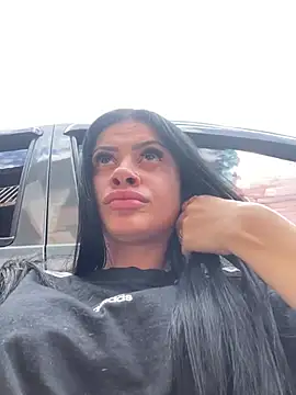 Snapshot of belababyy chatting on July 19, 1:37 pm belababyy online show from July 19, 1:37 pm