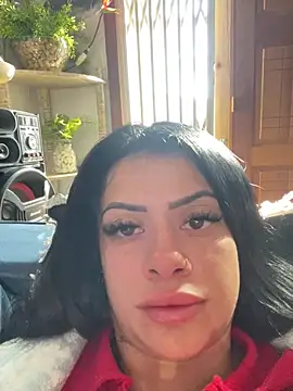 Snapshot of belababyy chatting on August 6, 1:02 pm belababyy online show from August 6, 1:02 pm
