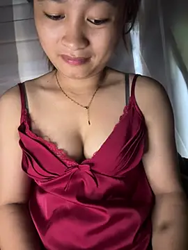 Cute-Sexyy online show from June 26, 5:01 am