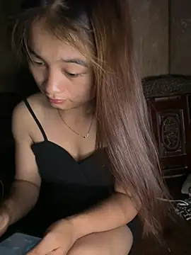 Cute-Sexyy online show from July 12, 9:39 pm