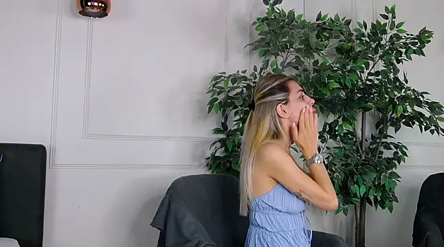 IvyLustt online show from June 23, 4:54 am
