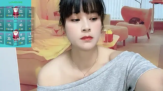 Snapshot of Xiaoting13 chatting on May 26, 9:27 am Xiaoting13 online show from May 26, 9:27 am