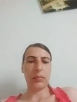 Snapshot of Ramonacoco chatting on May 22, 8:42 am Ramonacoco online show from May 22, 8:42 am