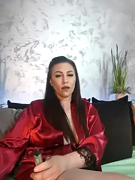 Snapshot of ADaisyAshe chatting on June 9, 7:25 pm ADaisyAshe online show from June 9, 7:25 pm