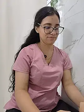 Snapshot of alanahot94 chatting on July 18, 9:40 pm alanahot94 online show from July 18, 9:40 pm