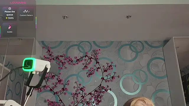 loveamandalove online show from May 24, 8:14 pm