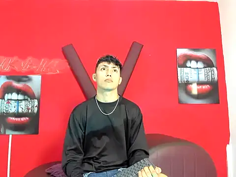 CAT LOVE1 online show from May 8, 4:07 am