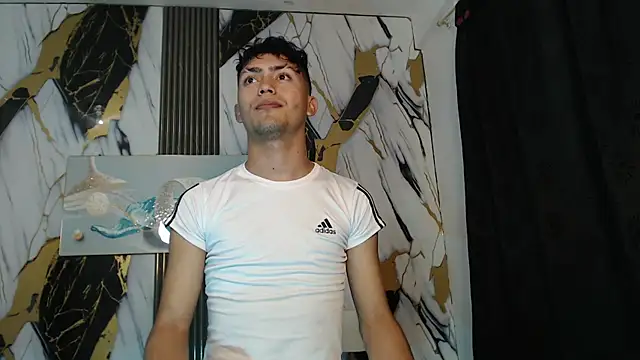 Snapshot of CAT_LOVE1 chatting on June 30, 1:28 am CAT LOVE1 online show from June 30, 1:28 am