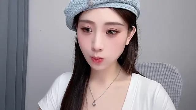 Snapshot of _222Mia chatting on June 27, 12:22 pm 222Mia online show from June 27, 12:22 pm