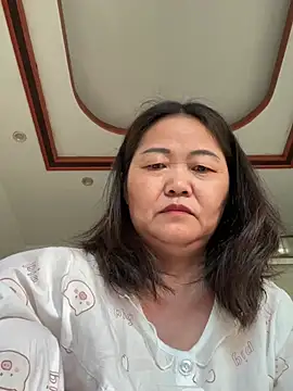 Snapshot of hannzn chatting on June 15, 10:23 pm hannzn online show from June 15, 10:23 pm