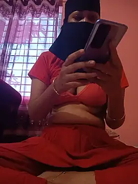 Nilpori2 online show from June 7, 1:43 am