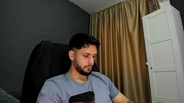 TroyWadee online show from June 6, 4:17 am