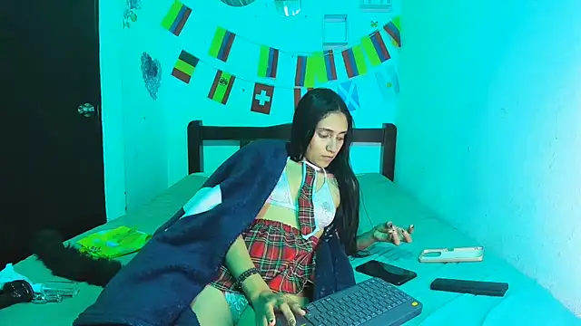 Violet glow online show from June 27, 11:43 pm