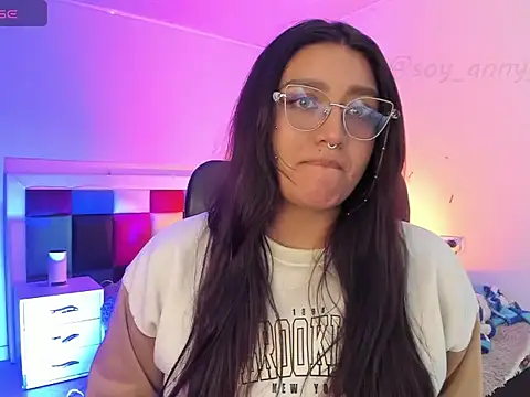 Snapshot of Aanny_777 chatting on May 27, 4:31 am Aanny 777 online show from May 27, 4:31 am