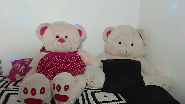 Snapshot of Natalia_Dahlia chatting on July 6, 9:28 pm Natalia Dahlia online show from July 6, 9:28 pm