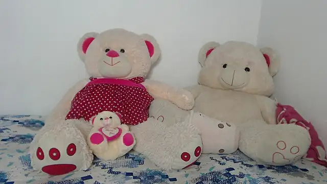 Snapshot of Natalia_Dahlia chatting on August 6, 10:00 pm Natalia Dahlia online show from August 6, 10:00 pm