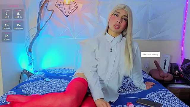 Snapshot of lily_dark__ chatting on June 16, 2:14 am lily dark online show from June 16, 2:14 am