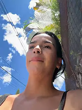 Snapshot of Melissa_Rendon chatting on July 14, 4:45 pm Melissa Rendon online show from July 14, 4:45 pm