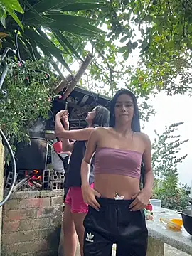 Snapshot of Melissa_Rendon chatting on July 20, 5:48 pm Melissa Rendon online show from July 20, 5:48 pm