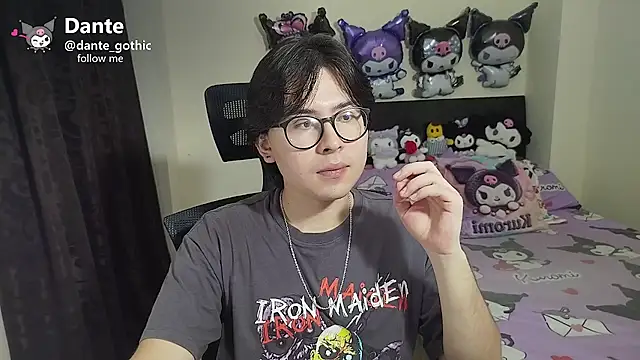 Snapshot of kuromi_boy chatting on June 5, 4:30 am kuromi boy online show from June 5, 4:30 am