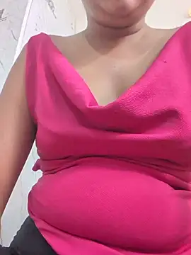 Snapshot of Simi-Babe chatting on July 27, 10:00 am Simi-Babe online show from July 27, 10:00 am